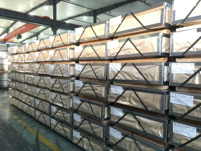 0.14mm-0.55mm أوراق الصفيحة / الملفوفات للزيوت التغليفية الدهون والمواد الكيميائية